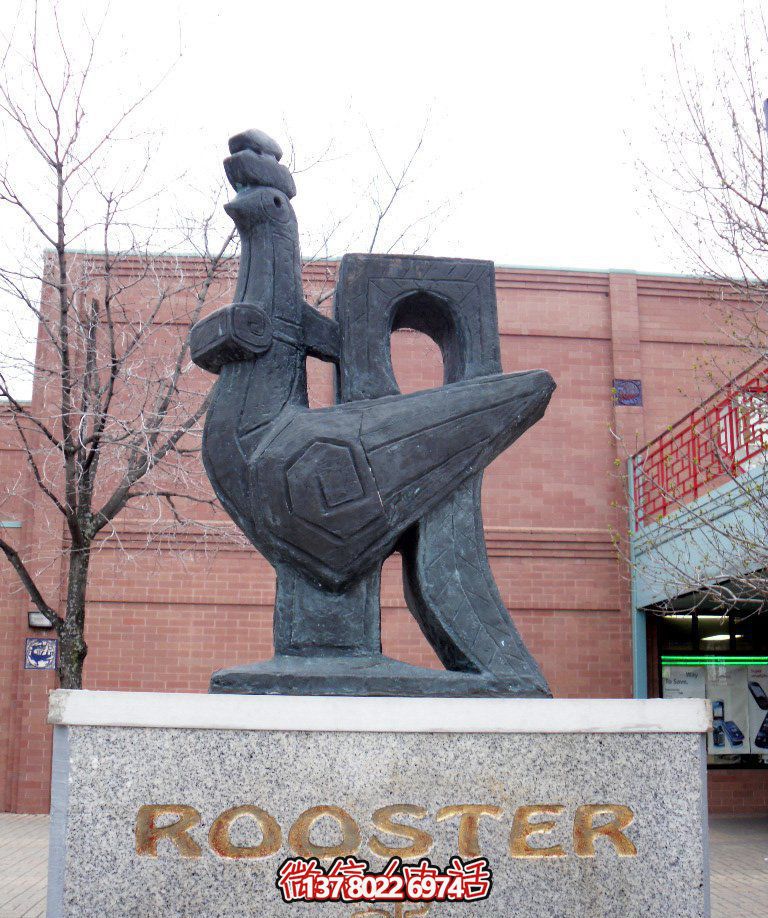 玻璃鋼創意雞雕塑，點亮街道美景