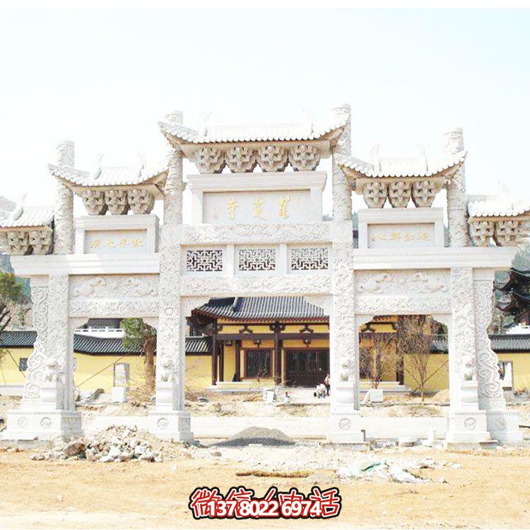 精細工藝刻石牌坊，裝點小區村口