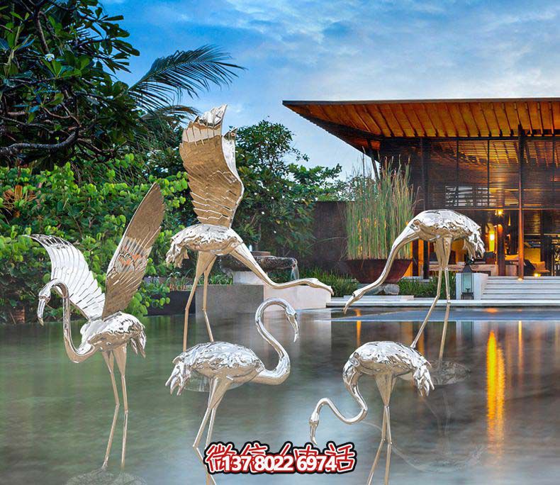 不銹鋼火烈鳥(niǎo)雕塑，游樂(lè)園擺放鏡面裝點(diǎn)
