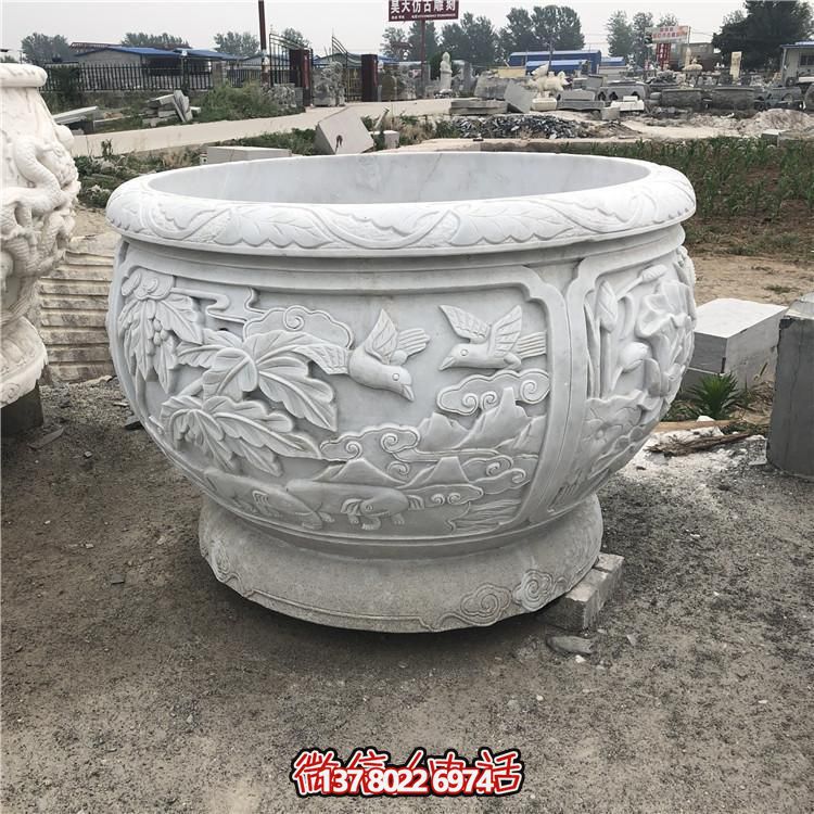 精美大型浮雕蓮花養(yǎng)魚石缸，讓你的庭院更加美麗