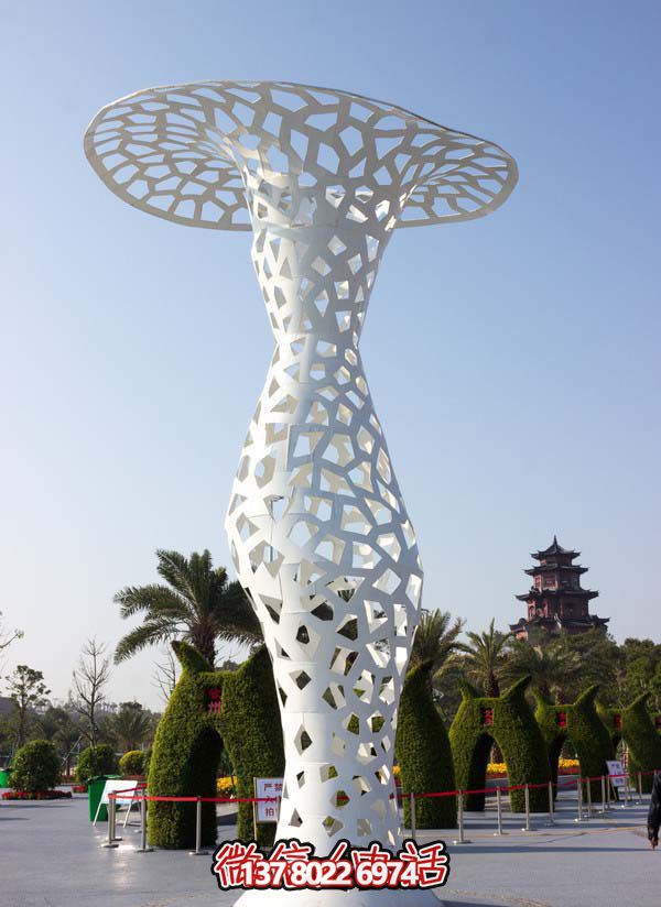 “不銹鋼雕塑花瓶，為你的園林觀光廣場增添創意色彩”