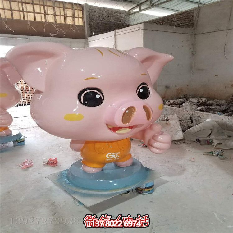 玻璃鋼豬雕塑，為您的店鋪、戶外公園增添熱鬧氣氛