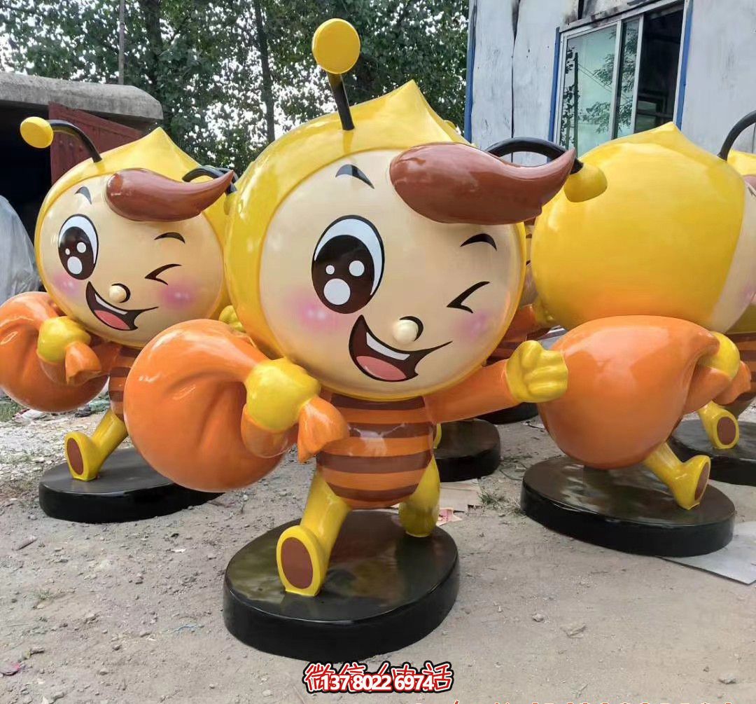 仿真蜜蜂雕塑背包，輕便玻璃鋼裝飾小區(qū)、景區(qū)和草坪