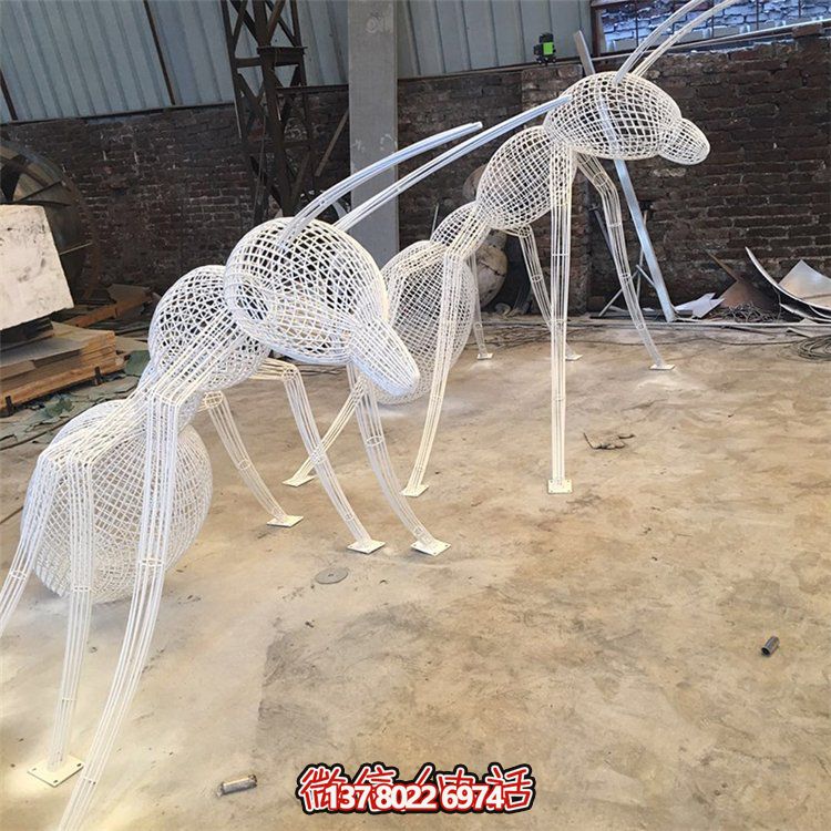 不銹鋼網格創(chuàng)意螞蟻小品雕塑公園小區(qū)園林裝飾擺件