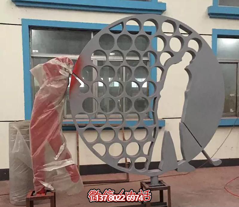 廣場(chǎng)不銹鋼鏤空打高爾夫球雕塑 廣場(chǎng)不銹鋼鏤空打高爾夫球雕塑