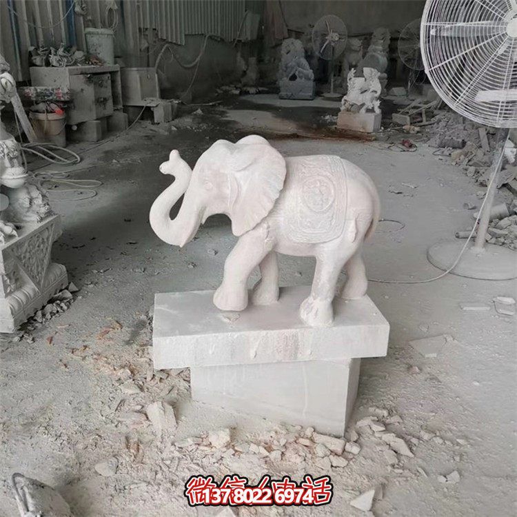 公司企業(yè)門(mén)口擺放大理石雕刻小象雕塑