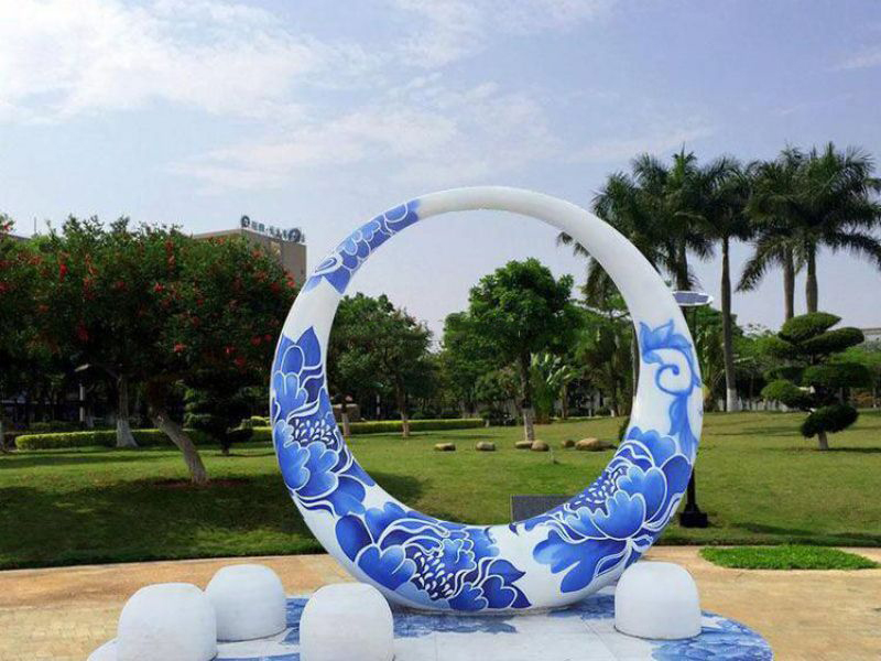 街道邊青花瓷雕塑 街道邊青花瓷雕塑